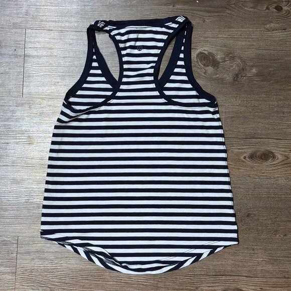 Lululemon Love Tank Top size 2 White Navy Striped - Picture 3 of 4
